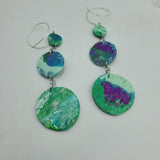 Tri-Circles Dangle Earrings - Green & Gold Flakes Iridescent Rainbows